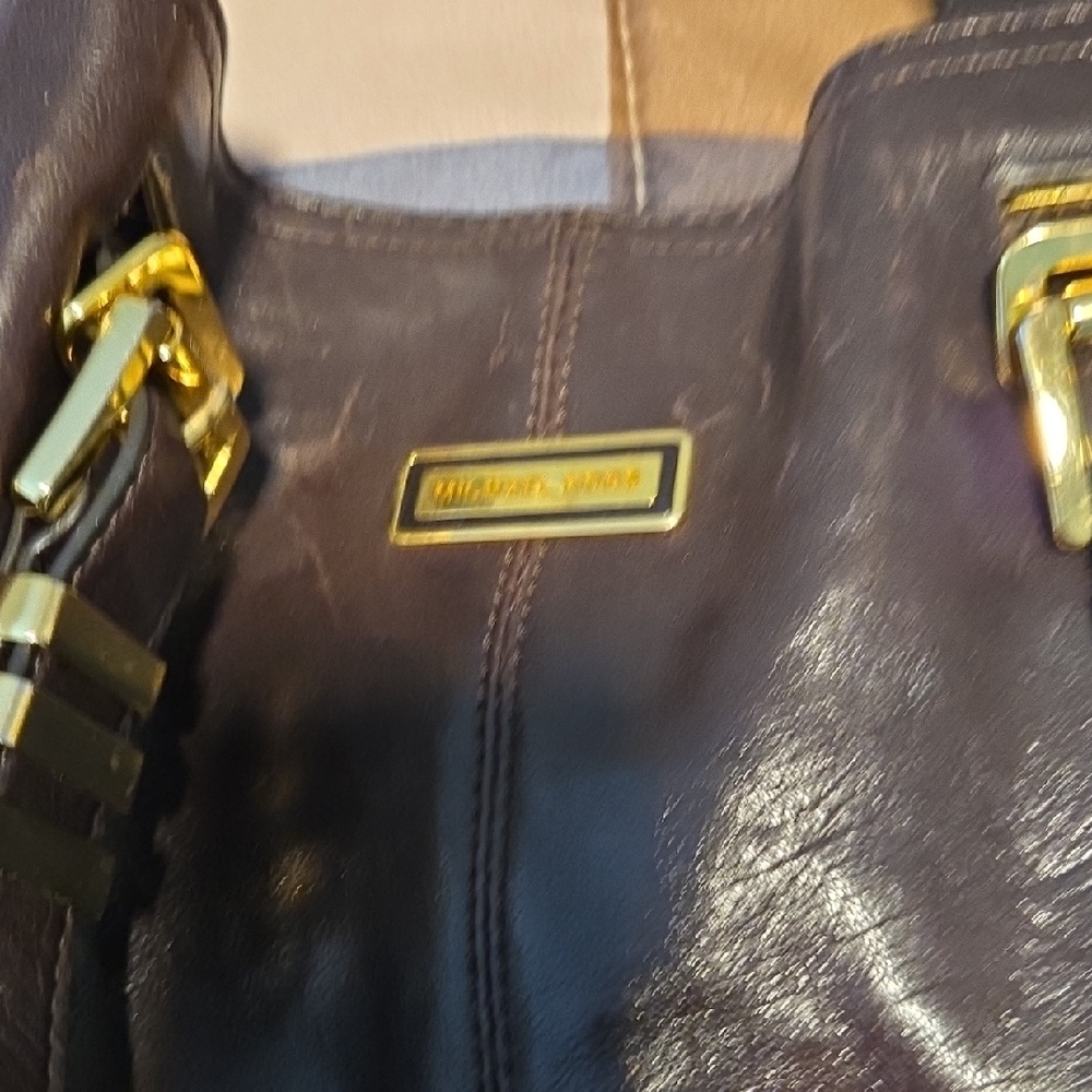 Michael Kors Brown Leather Shoulder Bag with Gold-Tone Hardware